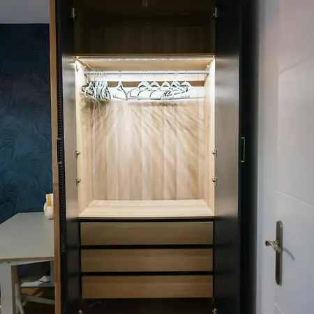 Serenite Totale : Ensoleille Apartment